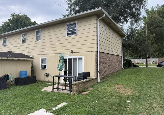 Photo 3 of House for sale at 579-589 S Graham St, Martinsville, IN 46151 | MLS# 22119580 | Listing updated on 2026-08-29