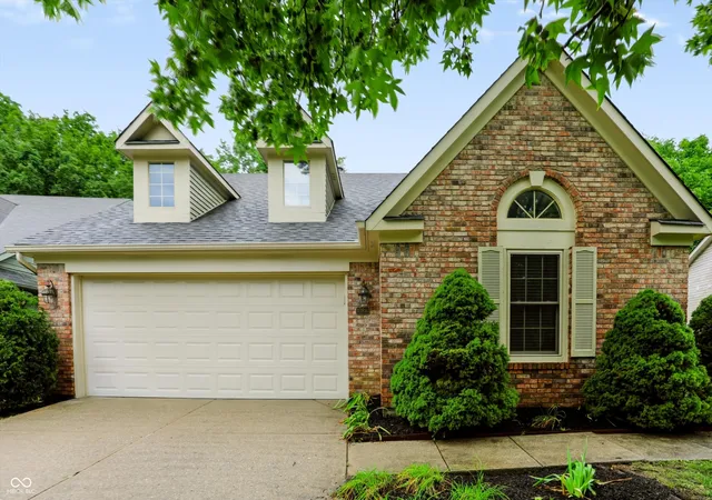 2nd image of 10816 Belair Dr, Carmel, IN 46280 | MLS# 22119586