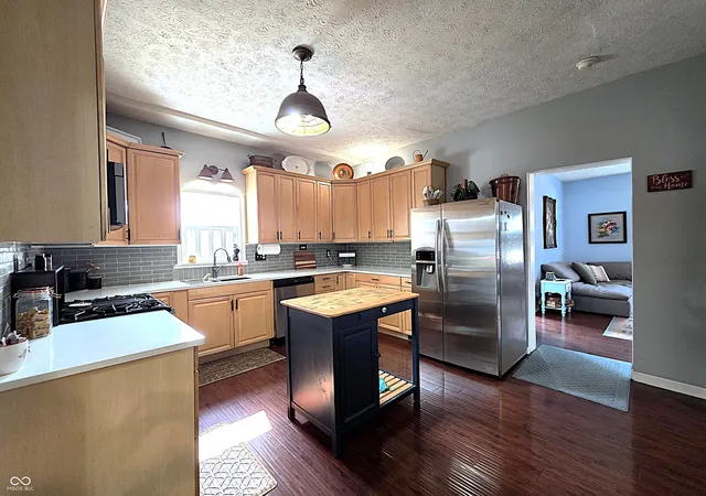Photo 3 of Sale Pending at 448 E Carlisle St, Mooresville, IN 46158 | MLS# 22119589 | Listing updated on 2026-08-13