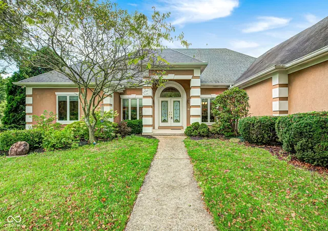 2nd image of 9337 N Oak Creek Dr, Mooresville, IN 46158 | MLS# 22119591