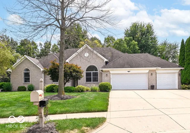 1st image of 7929 Beechwood Farms, Avon, IN 46123 | MLS# 22119595
