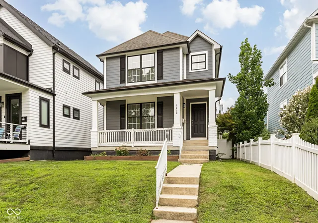 2nd image of 2020 Ruckle St, Indianapolis, IN 46202 | MLS# 22119598