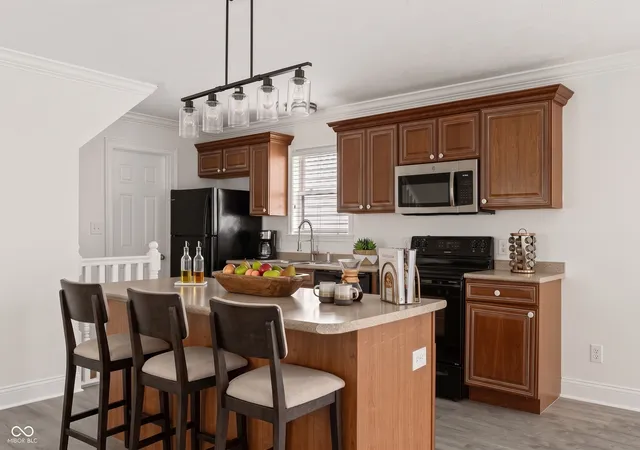 Photo 3 of Single family home for sale at 2020 Ruckle St, Indianapolis, IN 46202 | MLS# 22119598 | Listing updated on 2026-09-29