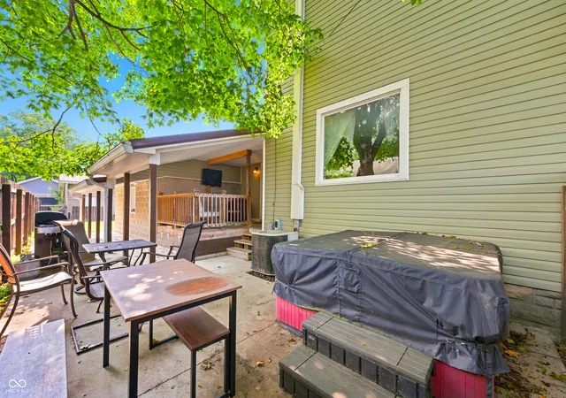 3rd image of 208 S Sycamore St, Gaston, IN 47342 | MLS# 22119608