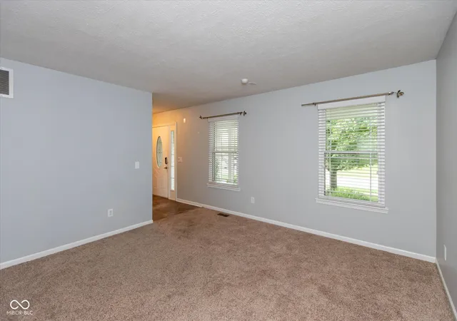 2nd image of 8835 Rapp Dr, Indianapolis, IN 46237 | MLS# 22119612