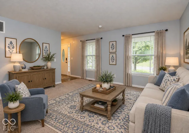 Photo 3 of Single family home for sale at 8835 Rapp Dr, Indianapolis, IN 46237 | MLS# 22119612 | Listing updated on 2026-10-14