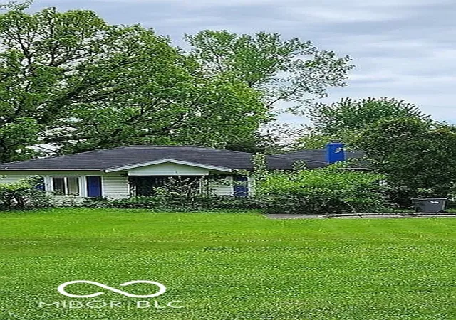 2nd image of 6027 W 56th St, Indianapolis, IN 46254 | MLS# 22119613