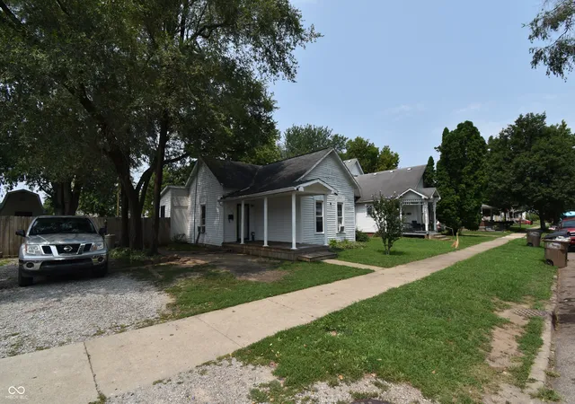 21st image of 1432 Sycamore St, Columbus, IN 47201 | MLS# 22119631