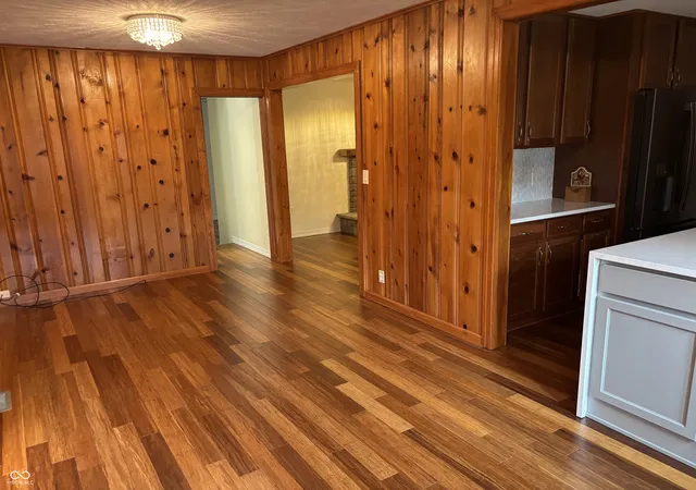 Photo 4 of Sale Pending at 1302 N Park Blvd, Rushville, IN 46173 | MLS# 22119634 | Listing updated on 2026-08-31