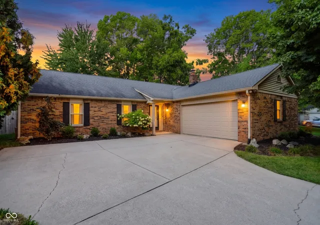Photo 1 of Sale Pending at 515 Colbarn Ct, Fishers, IN 46038 | MLS# 22119636 | Listing updated on 2026-10-05