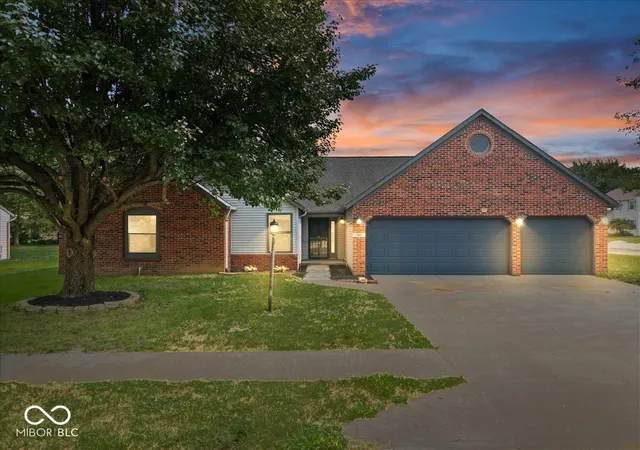 1st image of 7455 Tarragon, Indianapolis, IN 46237 | MLS# 22119639