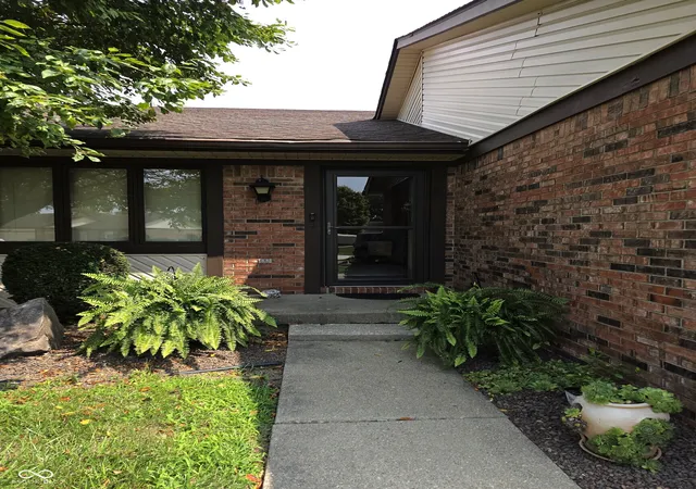 33rd image of 1202 Sycamore Dr #18, Shelbyville, IN 46176 | MLS# 22119659