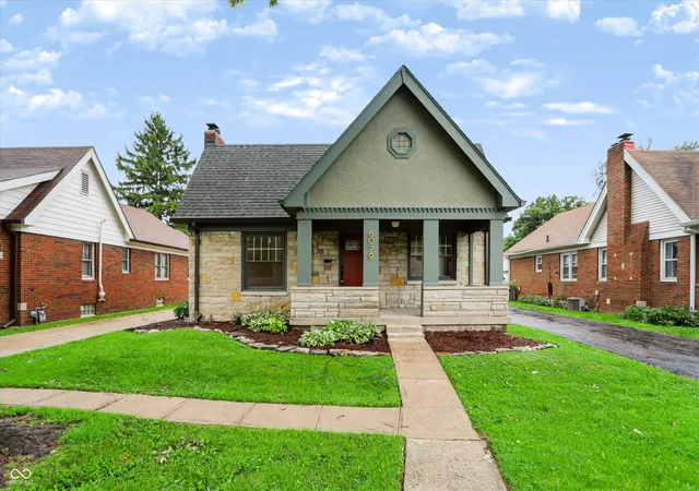 1st image of 6079 E 10th St, Indianapolis, IN 46219 | MLS# 22119706