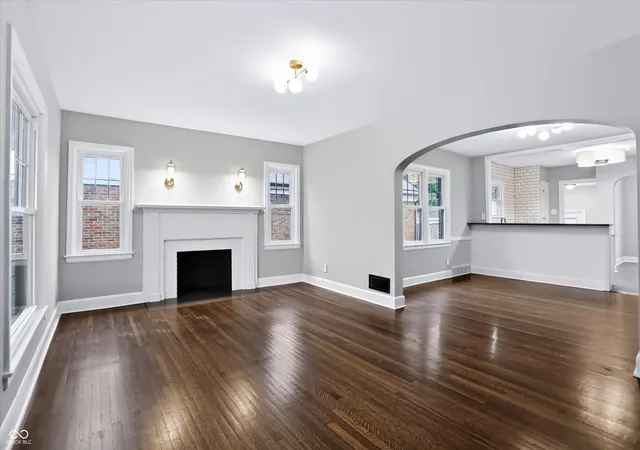 4th image of 6079 E 10Th St, Indianapolis, IN 46219 | MLS# 22119706