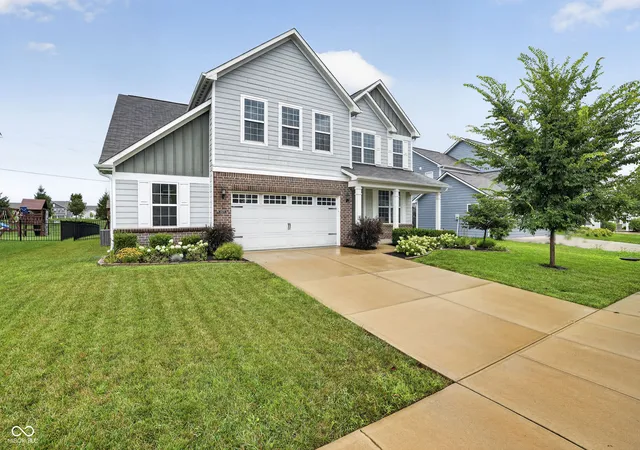 1st image of 13570 Longrise Ln, Fishers, IN 46037 | MLS# 22119709