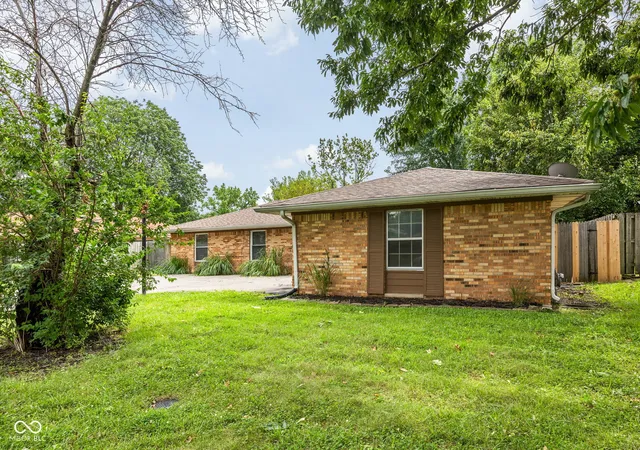 3rd image of 9531 Jay Dr, Indianapolis, IN 46229 | MLS# 22119721