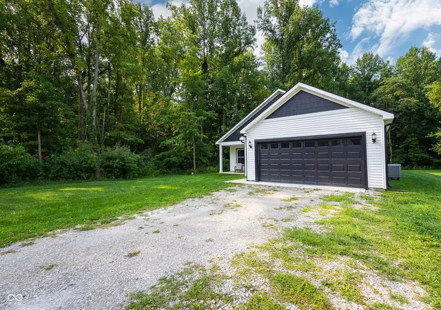 5th image of 26 Victory Hl, Coatesville, IN 46121 | MLS# 22119722