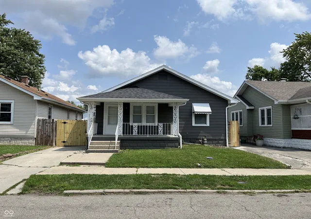 1st image of 2930 George St, Anderson, IN 46016 | MLS# 22119724