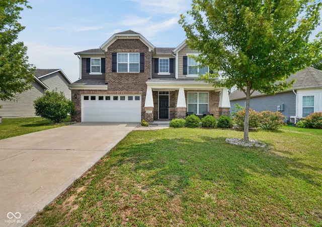 2nd image of 8819 Castleblaney Dr, Brownsburg, IN 46112 | MLS# 22119736