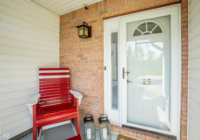 3rd image of 25 W Quail Wood Ln, Westfield, IN 46074 | MLS# 22119750