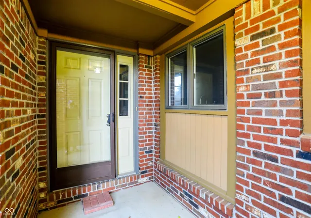 5th image of 1922 Saint James Pl, Anderson, IN 46012 | MLS# 22119757