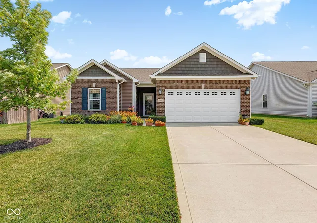 1st image of 257 Longleaf Ln, Greenfield, IN 46140 | MLS# 22119763