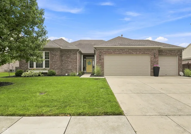 1st image of 9332 N Bayland Dr, Mc Cordsville, IN 46055 | MLS# 22119789