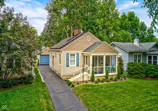 2nd image of 6118 Evanston Ave, Indianapolis, IN 46220 | MLS# 22119820