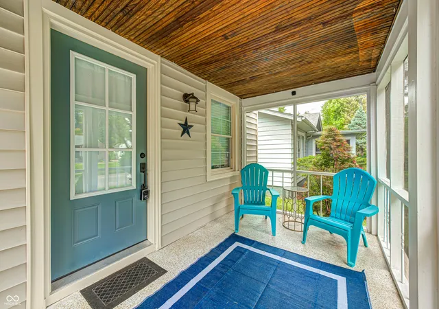 3rd image of 6118 Evanston Ave, Indianapolis, IN 46220 | MLS# 22119820