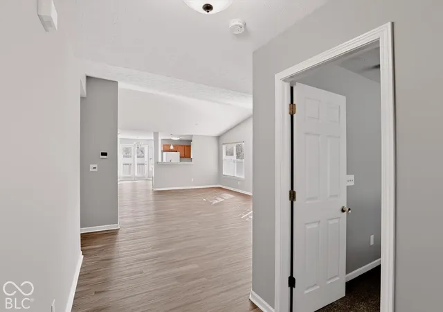 Photo 4 of Single family home for sale at 659 Sonoma Ln, Greenfield, IN 46140 | MLS# 22119821 | Listing updated on 2026-10-15