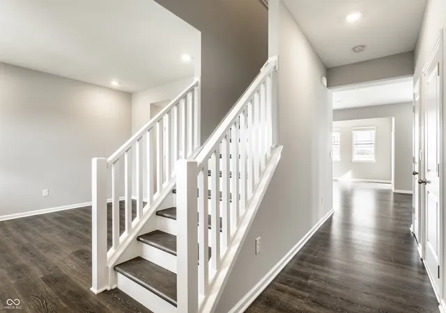 4th image of 6420 Flag Stop Dr, Whitestown, IN 46075 | MLS# 22119827