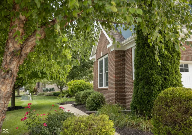 Photo 4 of Single family home for sale at 3271 Wildlife Trl, Zionsville, IN 46077 | MLS# 22119837 | Listing updated on 2026-10-07