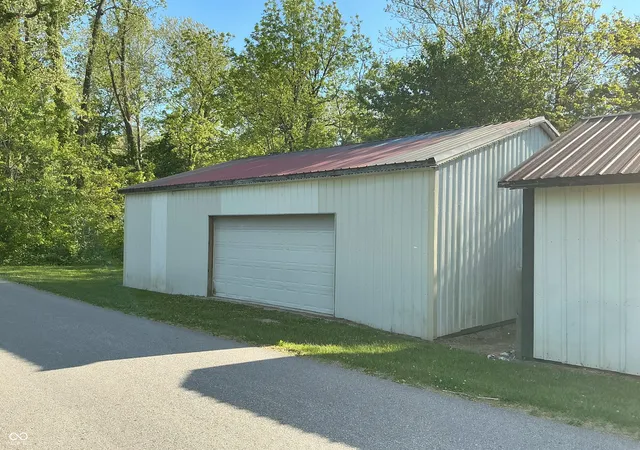 Photo 2 of Manufactured home for sale at 5447 S & 5449 Garrison Rd, Connersville, IN 47331 | MLS# 22119839 | Listing updated on 2026-08-21