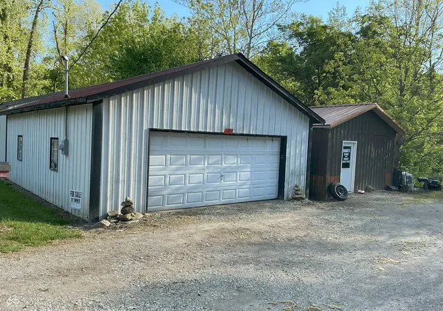 Photo 3 of Manufactured home for sale at 5447 S & 5449 Garrison Rd, Connersville, IN 47331 | MLS# 22119839 | Listing updated on 2026-08-21