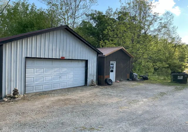 Photo 4 of Manufactured home for sale at 5447 S & 5449 Garrison Rd, Connersville, IN 47331 | MLS# 22119839 | Listing updated on 2026-08-21