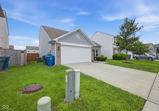 2nd image of 8038 Grove Berry Wy, Indianapolis, IN 46239 | MLS# 22119841