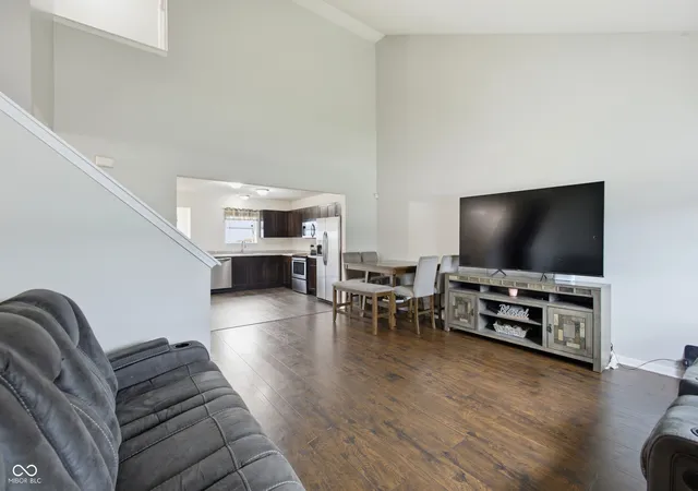 4th image of 8038 Grove Berry Wy, Indianapolis, IN 46239 | MLS# 22119841