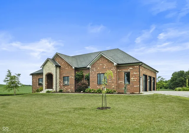 Photo 3 of Single family home for sale at 4250 N State Road 75, Thorntown, IN 46071 | MLS# 22119844 | Listing updated on 2026-10-08