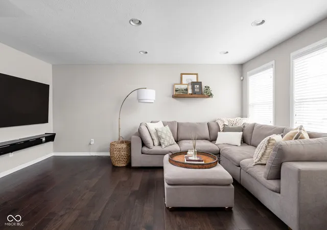 Photo 3 of Townhouse for sale at 2618 Congress St, Carmel, IN 46032 | MLS# 22119855 | Listing updated on 2026-10-27