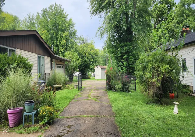 4th image of 4068 Wallace Ave, Indianapolis, IN 46226 | MLS# 22119860