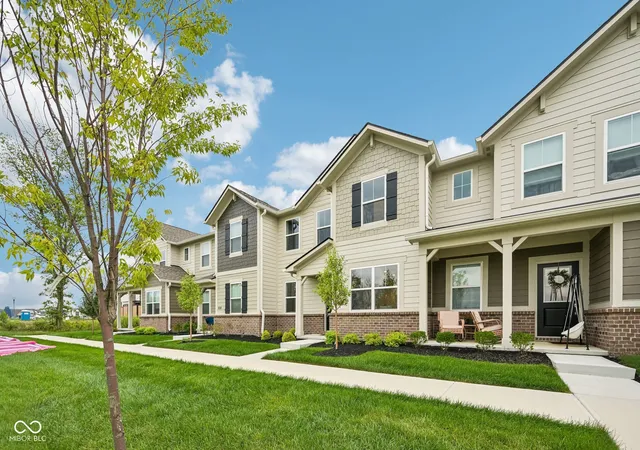 Photo 2 of Sale Pending at 1712 Clifton Ln, Westfield, IN 46074 | MLS# 22119865 | Listing updated on 2026-09-23