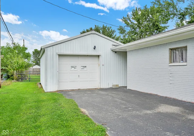 Photo 3 of Single family home for sale at 7304 E Wiser Ave, Camby, IN 46113 | MLS# 22119868 | Listing updated on 2026-10-01