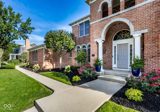 2nd image of 1826 Fairmount St, Carmel, IN 46032 | MLS# 22119873