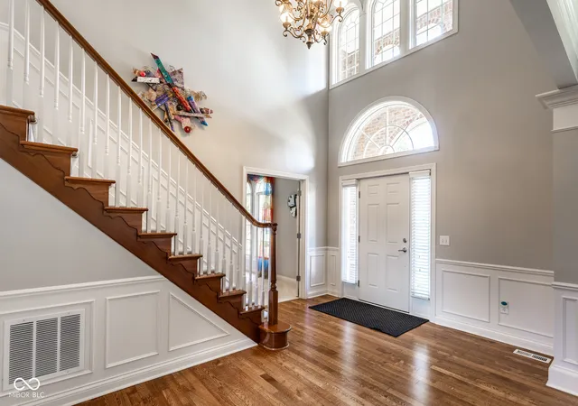 3rd image of 1826 Fairmount St, Carmel, IN 46032 | MLS# 22119873