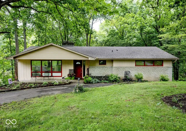 1st image of 6220 Bramshaw Rd, Indianapolis, IN 46220 | MLS# 22119890