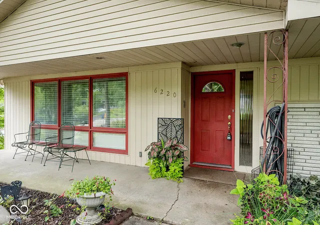 4th image of 6220 Bramshaw Rd, Indianapolis, IN 46220 | MLS# 22119890