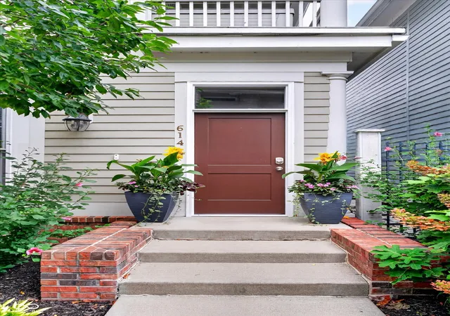 3rd image of 614 N Senate Ave, Indianapolis, IN 46202 | MLS# 22119891
