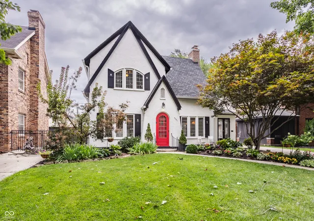 2nd image of 5741 N Pennsylvania St, Indianapolis, IN 46220 | MLS# 22119903