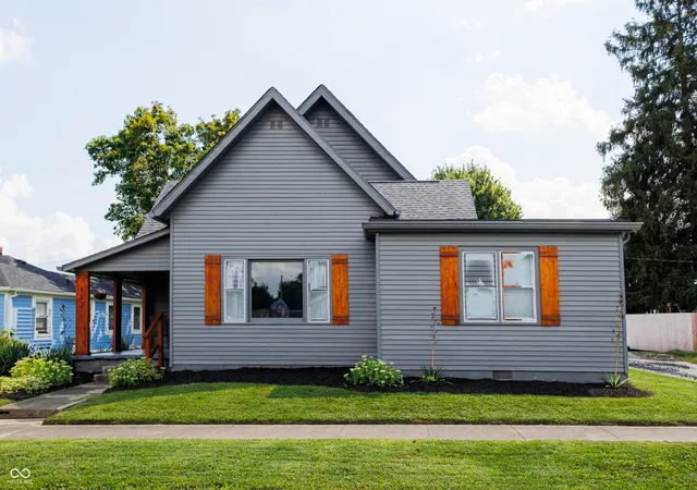 1st image of 112 W Ohio, Fortville, IN 46040 | MLS# 22119909