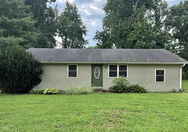Photo 2 of Sale Pending at 102 E Davidson St, Staunton, IN 47881 | MLS# 22119910 | Listing updated on 2026-09-13